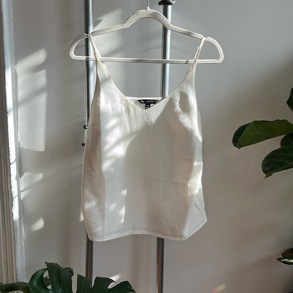 Banana republic white camisole size XS